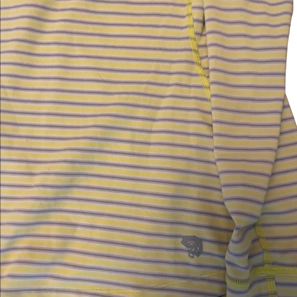 Mountain  Hard Wear Yellow/Grey  Half Zip Long Sleeves Athletic Top. Size XS - Picture 3 of 7